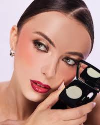 Nuevos sets de @smashboxcosmetics disponibles en el Gran Bazar de  @perfumeriasfetiche #soyfetiche #smashboxcosmetics #perfumeriasfetiche