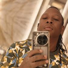 They are aging faster now a days…😩 Kids now vs kids in the 2000s  #northwest #blueivy #Zendaya #skaijackson