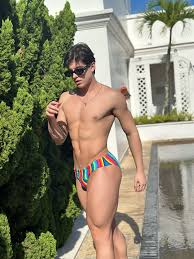 Zé Longuinho on X: t.co2TA6LHTx4W 🔥 t.coXFGW16FHkw  X