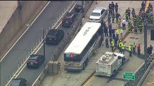 buses collide inside lincoln tunnel injuring dozens abc news buses collide inside lincoln tunnel