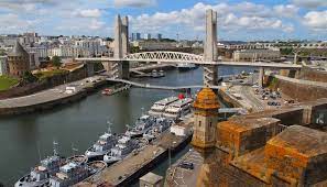 Brest is a city in the finistère département in brittany. Brest