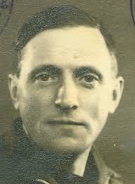 Laust var med Lars Peitersen Havs bådelaug i båden Enighed, fra Tøt Alle 6  druknede: Lars Peitersen Hav, Mads Christensen, Jo