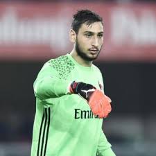 Gianluigi donnarumma is reported to have set out his demands to ac milan, and wants his salary upped from €6m per season to €10m if he is to stay beyond 2020/21. Ac Milan New High Salary Contract Ready For Young Goalie Star Donnarumma Ghana Latest Football News Live Scores Results Ghanasoccernet