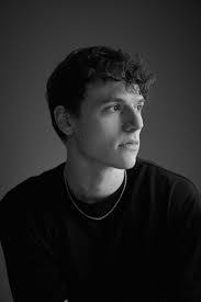 Jeffrey Ogden's Instagram, Twitter & Facebook