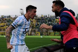 The last 5 section shows each team's form for the past 5 games played individually, but more details and statistics can be found in the atlético tucumán vs defensa y justicia h2h section. Sportscenter Ø¹Ù„Ù‰ ØªÙˆÙŠØªØ± Como Para No Gritarlo Tito Noir Festejo Con Todo El Gol Olimpico Que Marco Para Atletico Tucuman En El Empate 1 1 Vs Defensa Y Justicia En Varela Https T Co Cdfsoeha3b