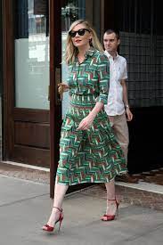 Kirsten Dunst's Summer Street Style is Office-Appropriate | Vogue