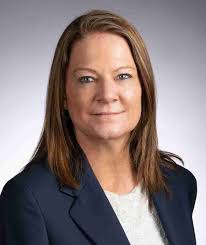 Karen Amos's Instagram, Twitter & Facebook