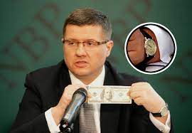 Sławomir stanisław skrzypek was the president of the national bank of poland from 2007 until his death in 2010. Rosjanie Okradli Zwloki Prezesa Nbp Slawomira Skrzypka Super Express Wiadomosci Polityka Sport