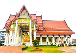 Your trip to hat yai is not complete without a visit to the town's renowned temples and waterfalls. Free Travel Guide For Hat Yai Thailand What To Do In Hat Yai