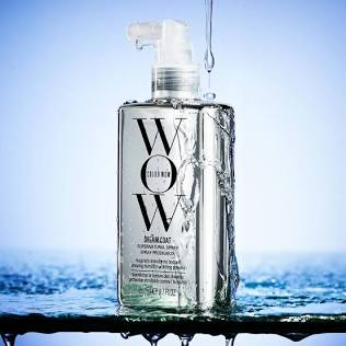 The iconic Color Wow Dream Coat Spray, AI generated