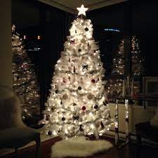 It was built on the galle face green in colombo, sri lanka, the tree is 72.1 m (236 ft 6.58 in) tall and opened on christmas eve 2016. White Christmas Tree At Night Christmas Tree Beautiful Christmas Trees Christmas Holidays