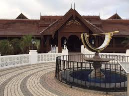Bu otel litar dato' sagor yarış pisti yakınındadır. Pasir Salak Resort See 9 Reviews And 26 Photos Kampung Gajah Tripadvisor