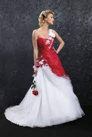 ✓ von tomatenrot über ziegelrot bis weinrot sind sämtliche warmen und kühlen nuancen vertreten, so dass. 16 Brautkleid Ideen Brautkleid Braut Hochzeitskleid