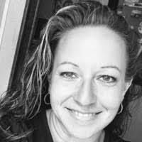 Stephanie Dabbs's Instagram, Twitter & Facebook