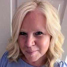 Elisabeth Fuller (@EFFuller)