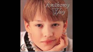 Anthony Way (boy soprano) sings Suo Gan.wmv