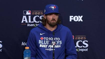 Kevin Gausman reflects on team chemistry, do AI tạo