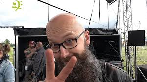 Adam Staszewski pozdrawia widzów gitarabasowa.beatit.tv #organek  #adamstaszewski #bass #gitarabasowa #ids #pozdrowienia #beatit #beatittv