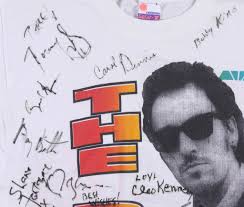 1992 Bruce Springsteen Tour Shirt Signed by (11) with Bruce Springsteen,  Roy Bittan, Shane Fontayne, Tommy Sims with Multiple Inscriptions (Beckett  LOA)