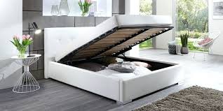 Bettgestell 160x200 Weiss Fantastisch Weia Bett Weis Cue Mit Estella Betten Bei Interio Hochglanz 160 X 200 Matratze Und Latt Home Decor Storage Bench Sofa Bed