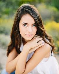 Helen Byrd's Instagram, Twitter & Facebook