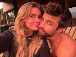 Ex-BBB André Martinelli confirma fim do namoro com Isabelle Sawetz