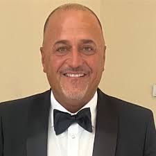 Tom Lococo's Instagram, Twitter & Facebook