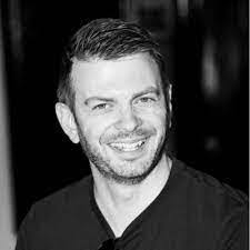 Tom Girdler's Instagram, Twitter & Facebook