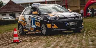 01.04.2020 · nové testy autoškola 2022 pre skupiny c, d a t nákladné automobily, autobusy a zvláštne motorové vozidlá. V Testech Autoskol Pribudou Od 24 Rijna Nove Otazky Zkuste Odpovedet Spravne Autorevue Cz