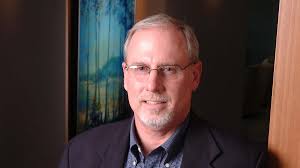 AGL Resources Chairman Somerhalder's total comp up 37%