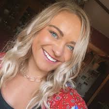 Haley Pence and Kyle Lookingland's Wedding Website