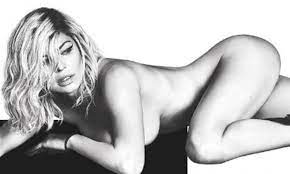 Fergie shares nude snap to promote album Double Dutchess | Daily Mail Online