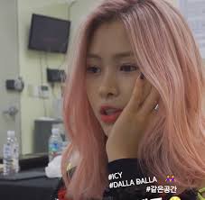 This account is officially now a ryujin fan acc instead of me posting only her pink hair! Icy Instagram Icon And Pink Hair Image 7800040 On Favim Com