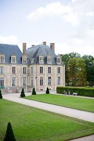 French Chateau Wedding Chateau De La Ferte Saint Aubin Amy Punky Photography Atelier Diagonale Honeymoon Travel French Chateau Mansions