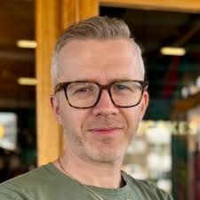 After wrapping up a decade of Product leadership roles at Opera, Mozilla  and Whereby, it's time for a new challenge. During the last 9 months, I've  had a hybrid role focusing on