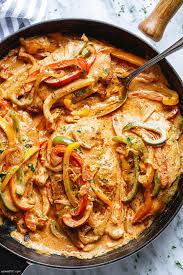 Creamy Chicken Fajita Skillet Easy Chicken Fajita Recipe Fajita Recipe Recipes With Chicken Fajita Meat