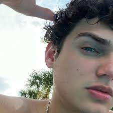 Emil Delgado (@emilcorredor_) • Instagram photos and videos