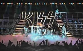 Pin By Joan Gomez On Kiss Kiss Rock Bands Kiss Pictures Vintage Kiss