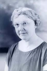 Kathryn Snodgrass's Instagram, Twitter & Facebook