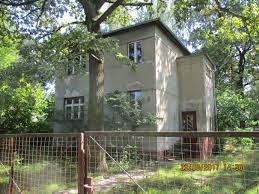 Wir beraten sie gern von der ersten. Haus Zum Verkauf 12557 Berlin Kopenick Lienhardweg 1 Mapio Net