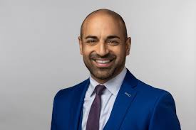 Omar Pacheco's Instagram, Twitter & Facebook