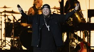 Country star Jelly Roll reveals nearly 200-pound weight loss, preps for  next goal | Fox News