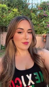 Elizabeth Romo's Instagram, Twitter & Facebook