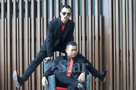 Episod penuh maharaja lawak mega 2013, bit.ly/mlm13full langgan trclips astro gempak, bit.ly/ytgempak portal. Maharaja Lawak Mega 2016 Gabungan Peserta Grup Berbeza Hiburan Mstar