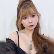 咸鱼就是咸- 两个emoji表达一切| Facebook