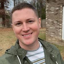 ✨ SOLD ✨ Finding a spot to build a home away from home at lovely Smith Lake  was an adventure I would do over and over again with these clients who I've