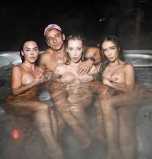 Vitaly Unkensored (52 photos) - sex and porn