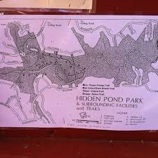The foliage is also changing this time of year, the weather is cooler and you feel transported to another place. Hidden Pond Nature Center 7 Tips From 220 Visitors