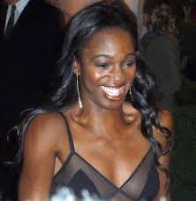 Traci Nash's Instagram, Twitter & Facebook