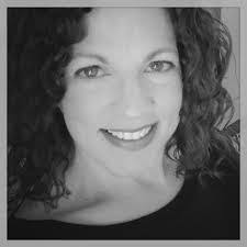 Becky Mull's Instagram, Twitter & Facebook